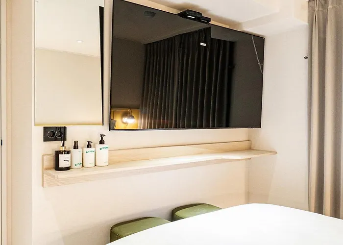 Hotel Sinchon Apl