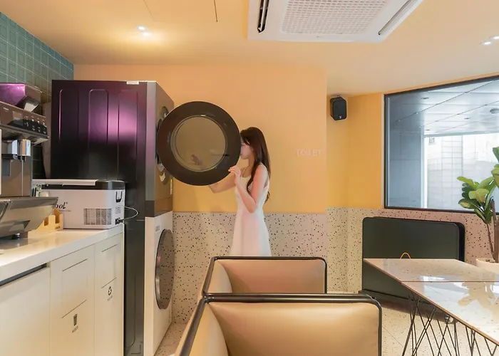 Hotel Sinchon Apl *