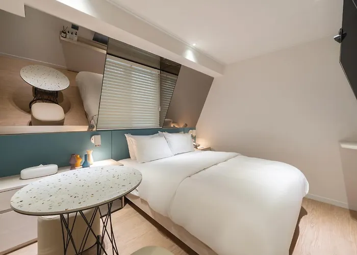 Hotel Sinchon Apl *
