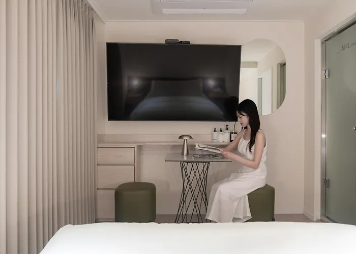 Sinchon Apl Hotel